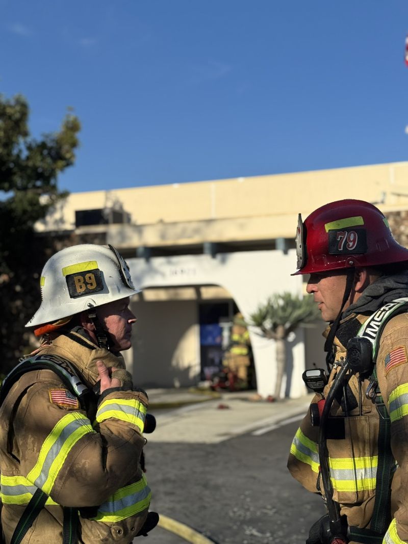 Image for the Tweet beginning: 🔥Early morning fire quickly contained