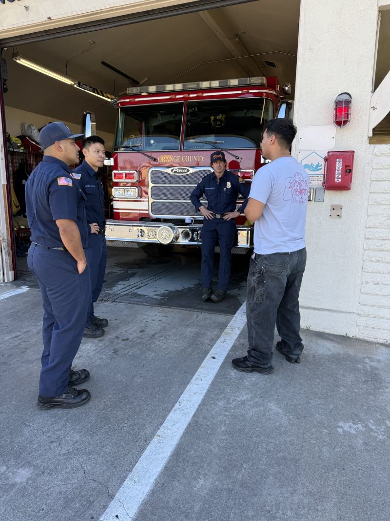 Image for the Tweet beginning: A Heartwarming Reunion at Station
